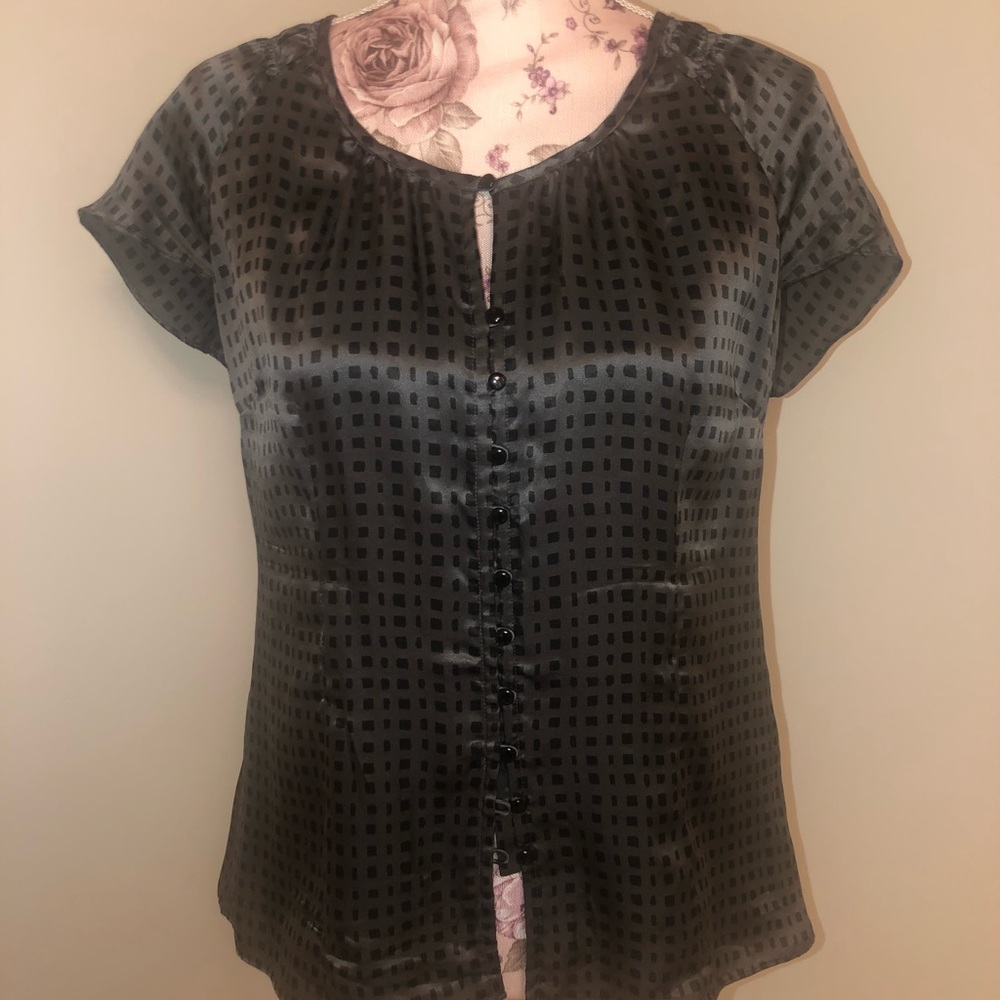 black blouse